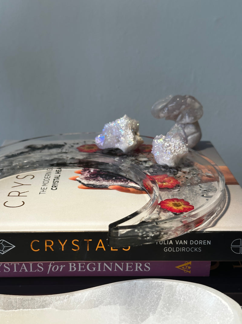 Moonstone, Selenite & Roses White Moon Charging Tray