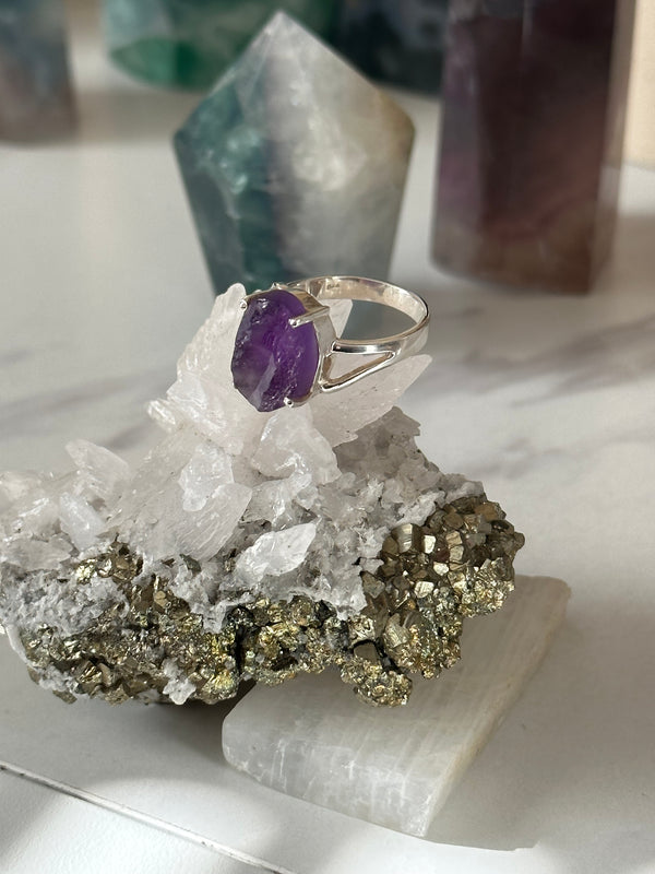 Raw Purple Amerhyst 925 Silver Ring