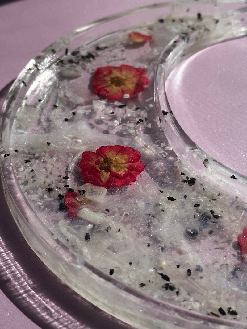 Moonstone, Selenite & Roses White Moon Charging Tray
