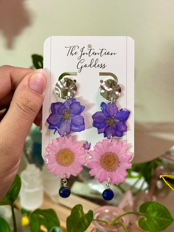 Lapis Lazuli & Dried Flowers Dangle Earrings