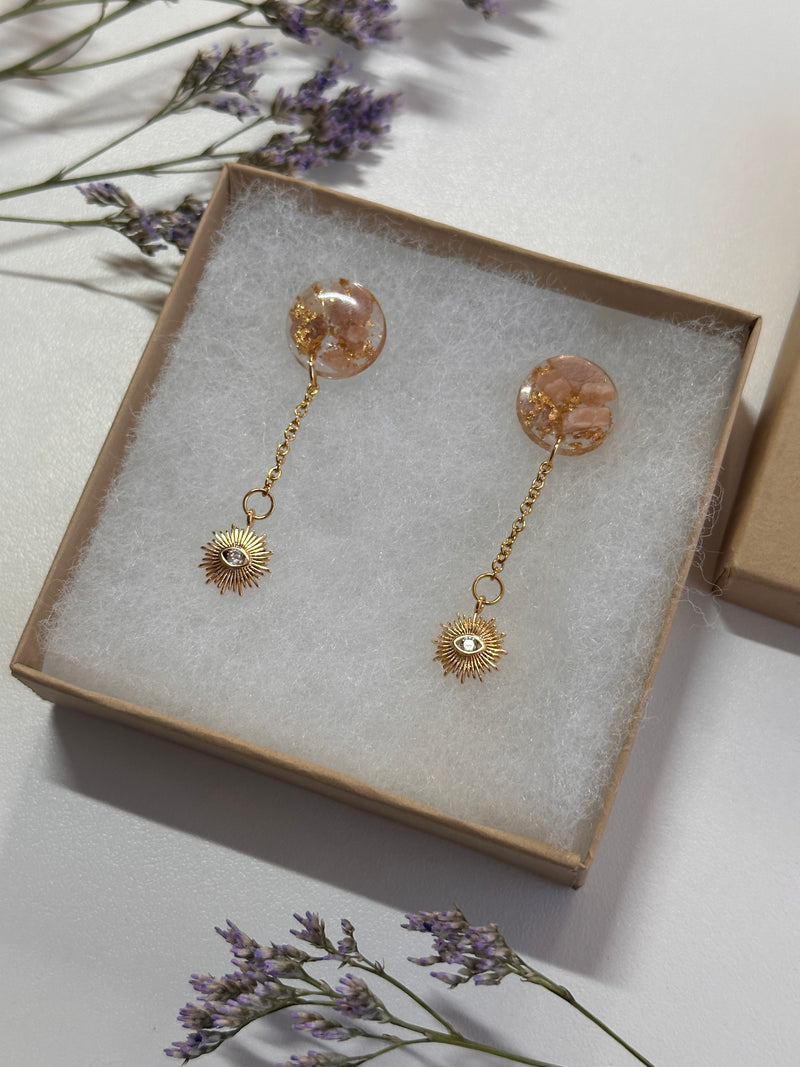 “Solecito” Peach Moonstone Studs with Gold Filled Chain