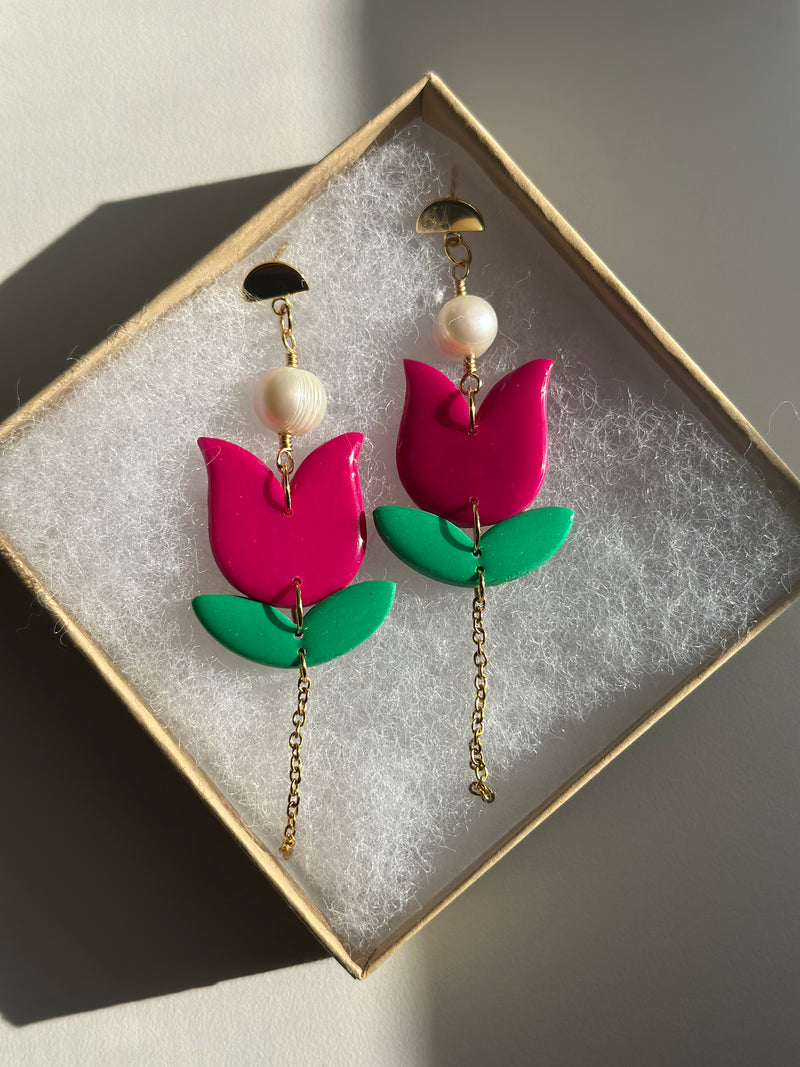 Fucsia Tulips with wired Pearls Earrings