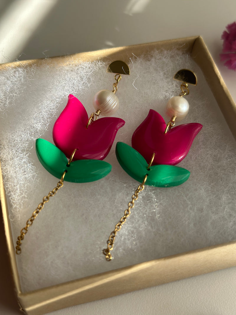 Fucsia Tulips with wired Pearls Earrings