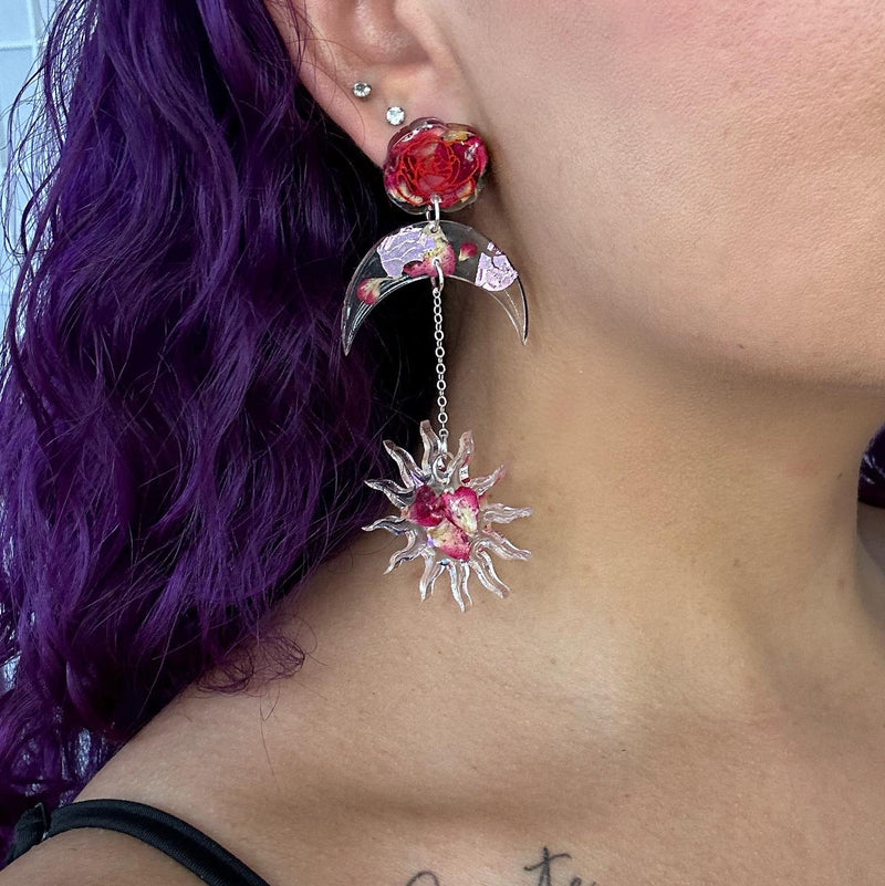 “Flower Child” Roses Earrings